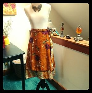 Reversible wrap skirt